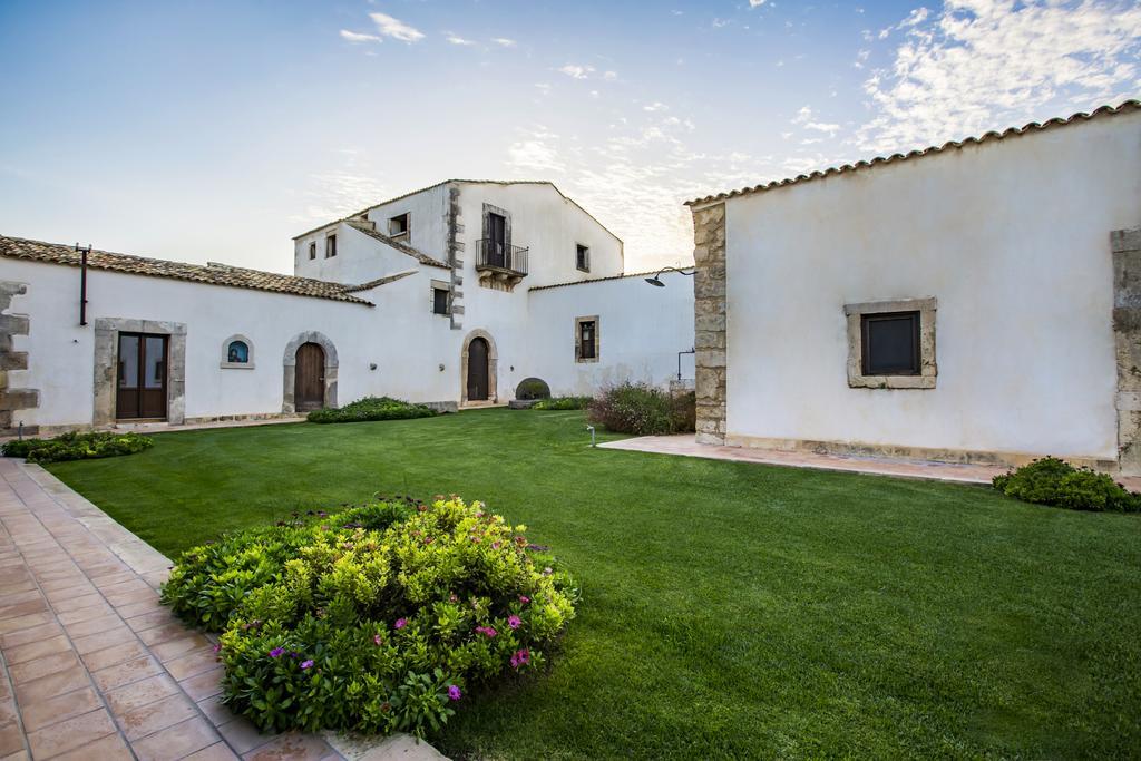 Aparthotel Casal Sikelio 4*