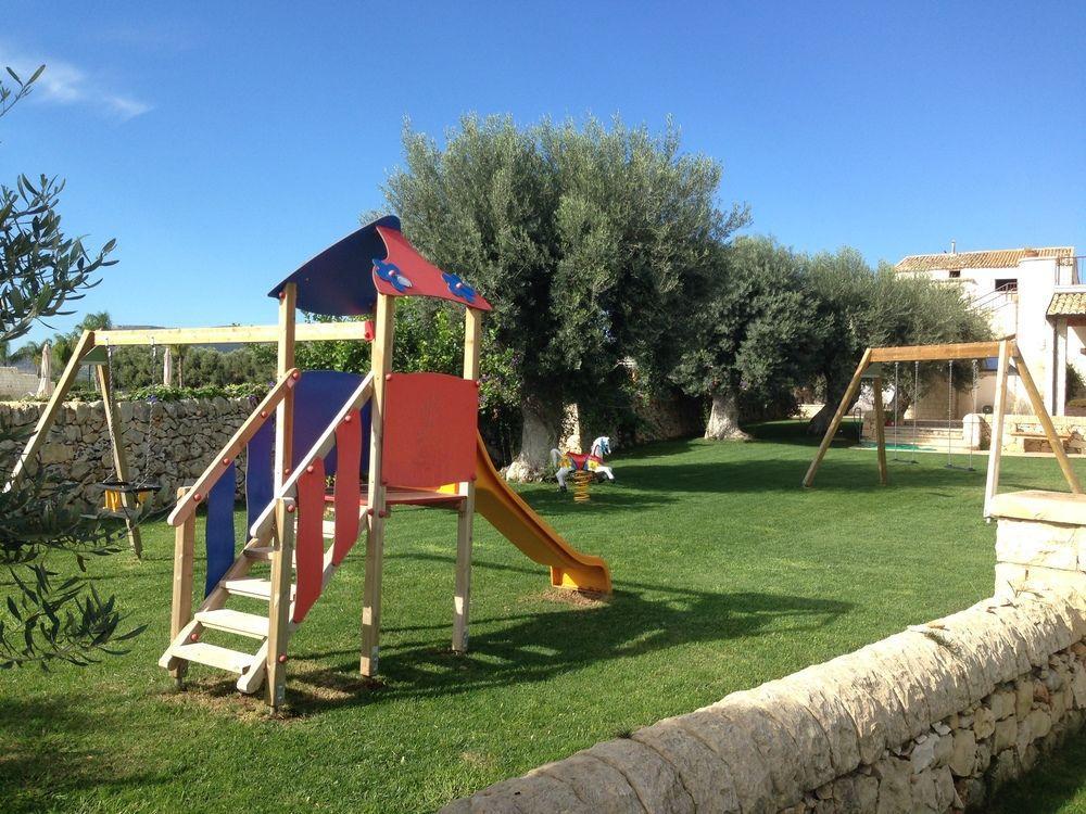 Aparthotel Casal Sikelio 4*