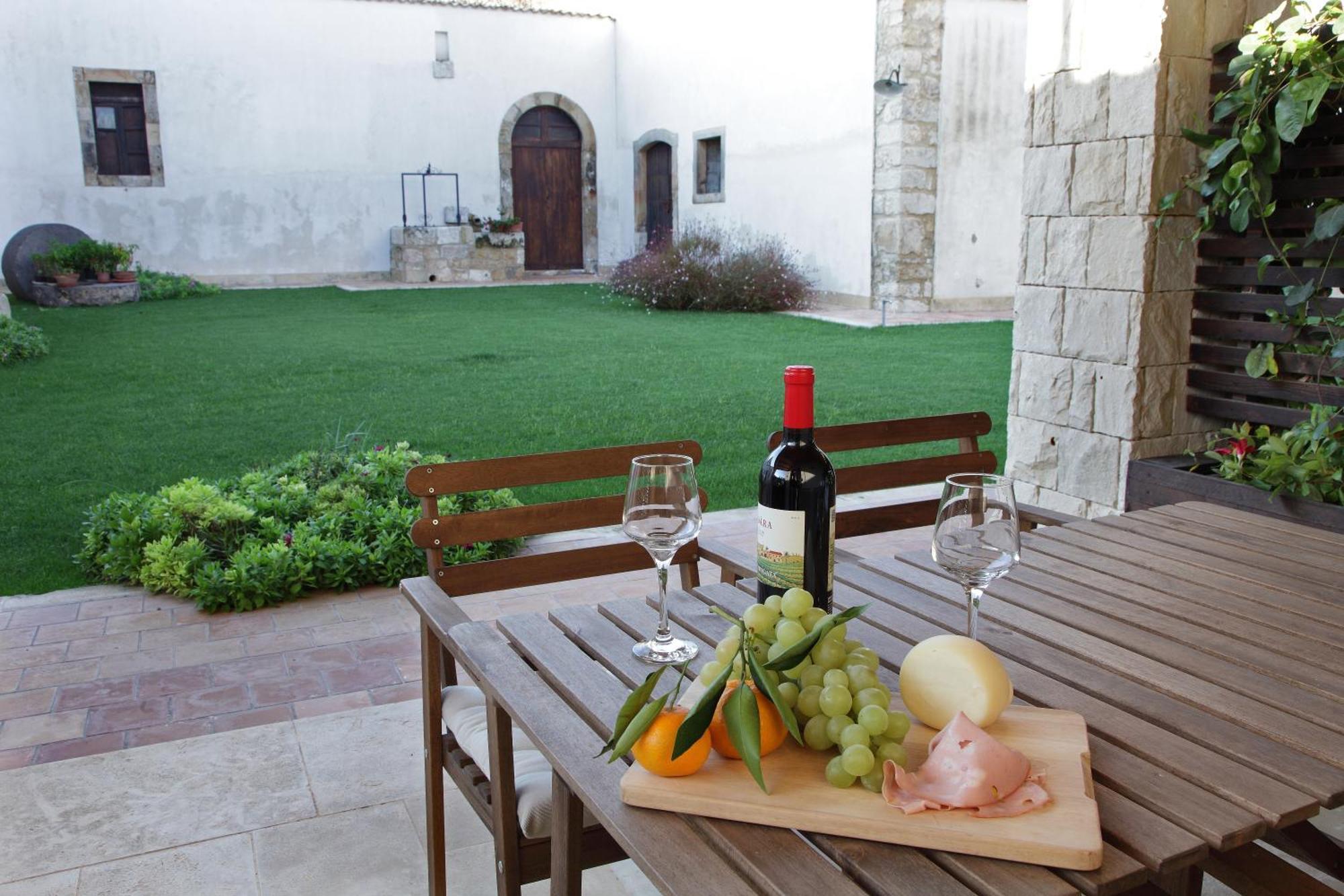 Casal Sikelio Aparthotel