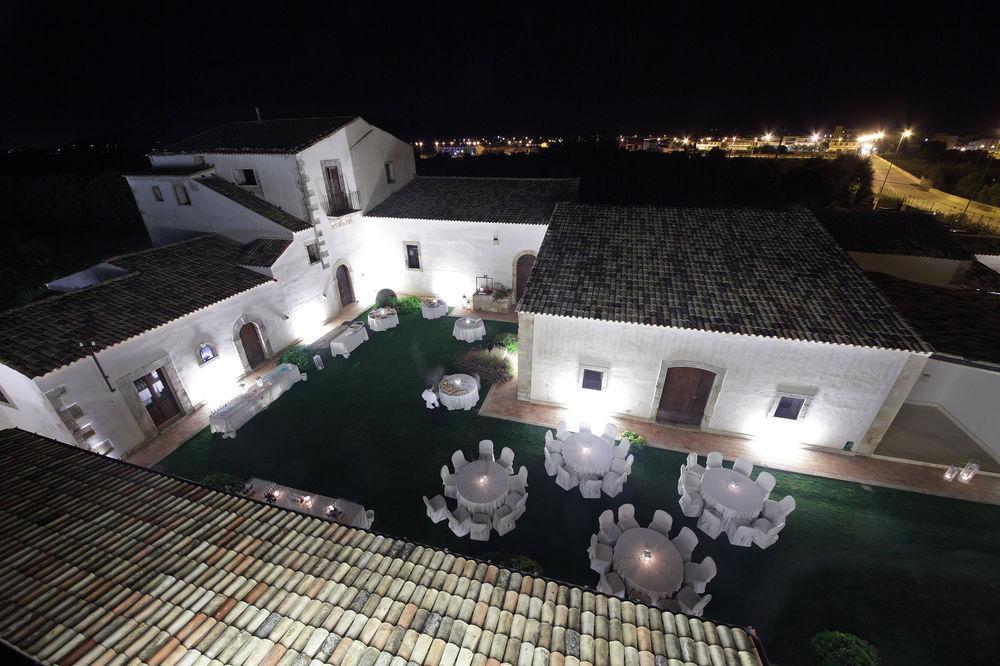 Casal Sikelio Aparthotel 4*