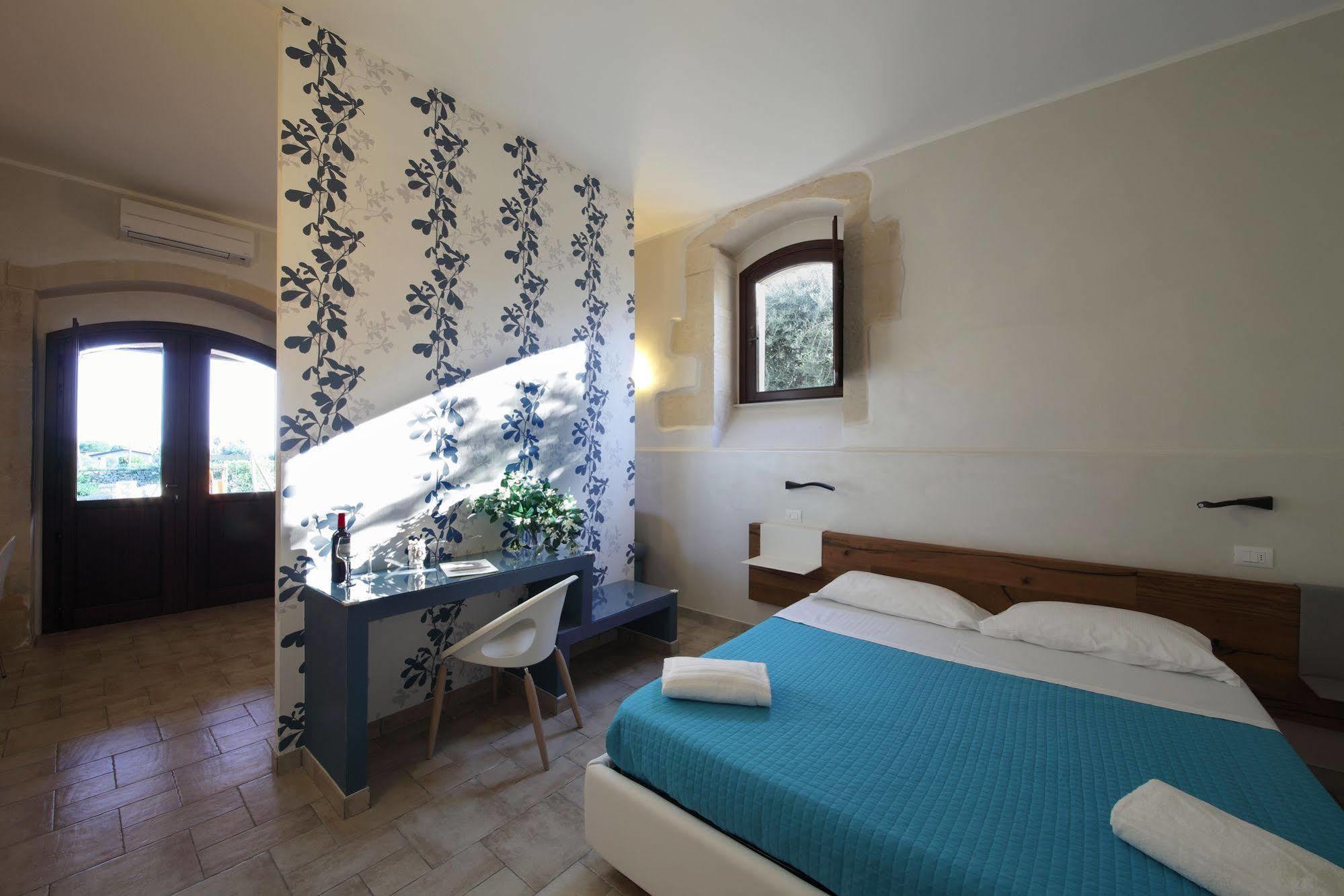 Aparthotel Casal Sikelio 4*