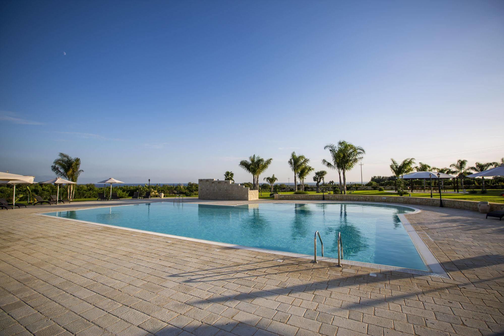 Aparthotel Casal Sikelio